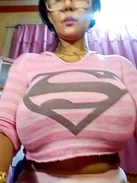 sweetieme from StripChat