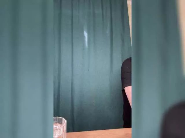 Offline -Mint on BongaCams