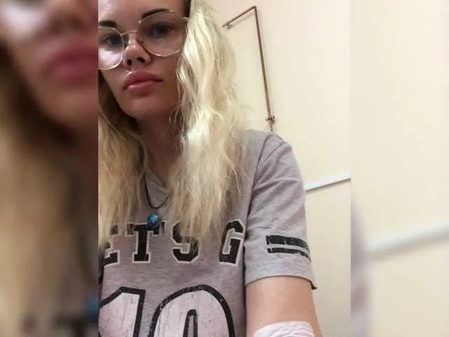 -ollia- on BongaCams 