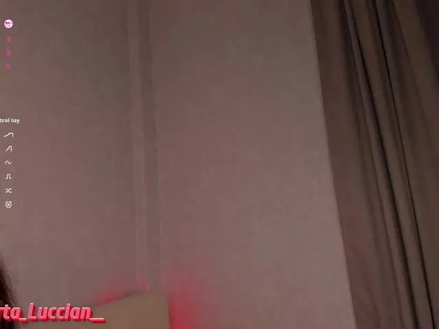 Offline AlbertaLuccian on BongaCams