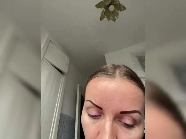 Freechat Alenushka888 on BongaCams