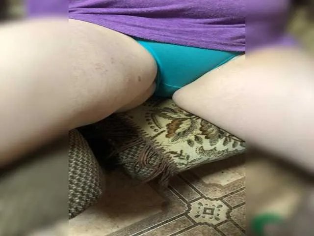 Offline AlexaBaby989 on BongaCams