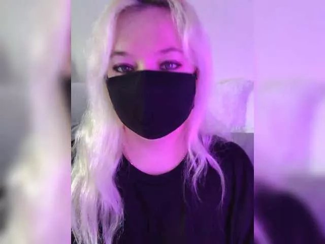 Freechat Alicekitty on BongaCams