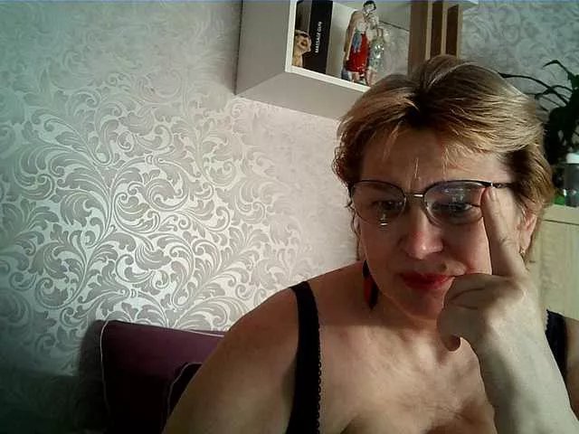 Offline alina-malina6 on BongaCams