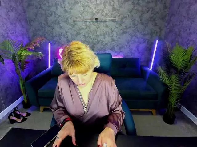 AmaraNights on BongaCams 