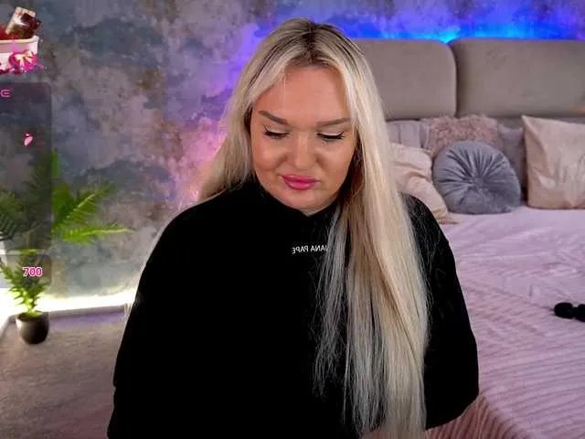 Offline AmelyLoveme on BongaCams