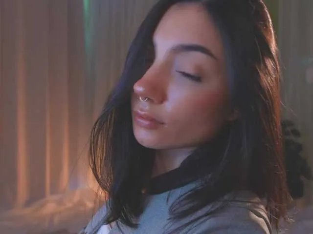 Offline AmyArmstrong on BongaCams