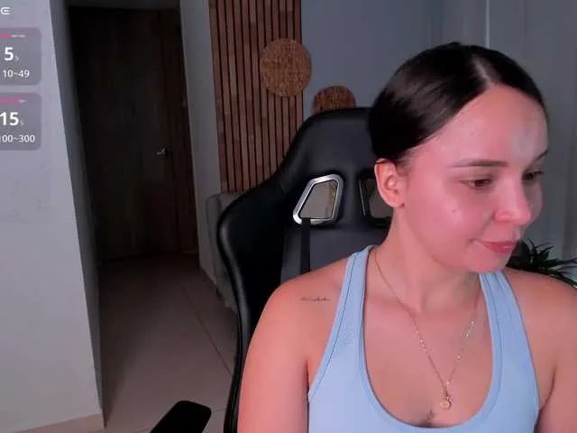 Offline AnnieeHall on BongaCams