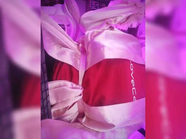 Freechat britt-grey on BongaCams