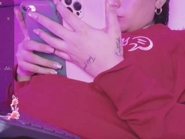 Freechat britt-grey on BongaCams