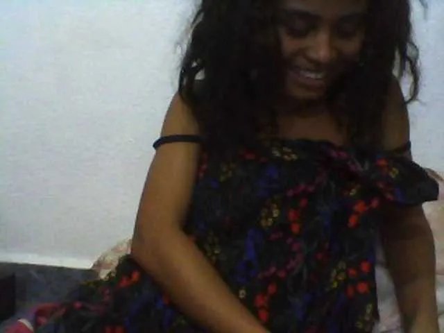 Freechat Carennehot2 on BongaCams