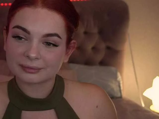 Offline CarolinaDi on BongaCams