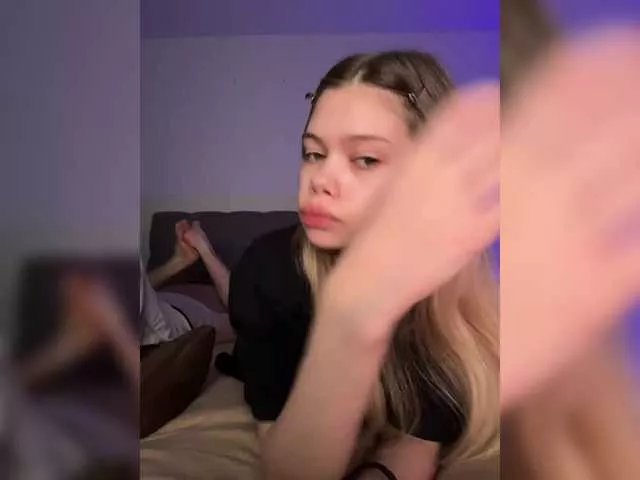 Offline chansetolove on BongaCams