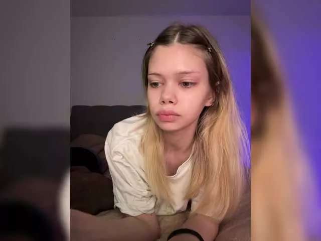 Offline chansetolove on BongaCams