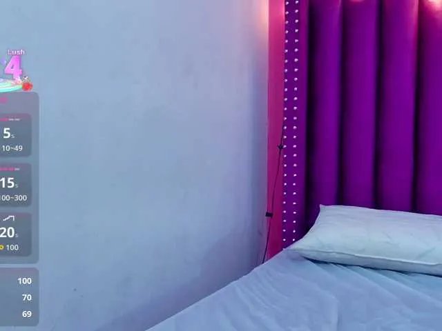 Offline collegepawglovedaddy on BongaCams