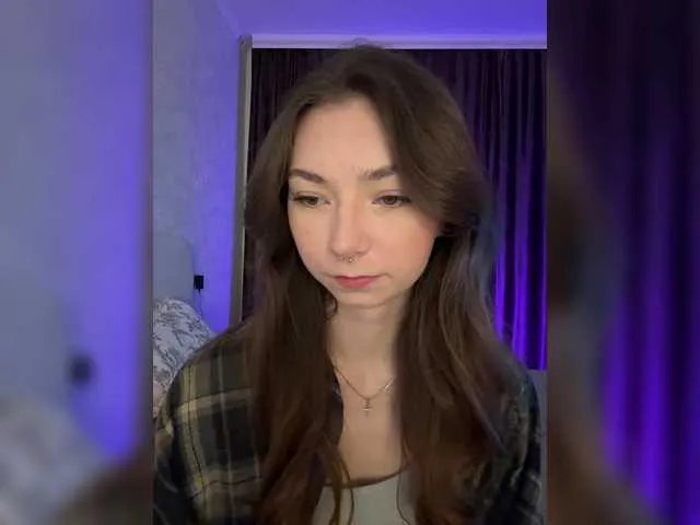 Offline CrazyAleona on BongaCams