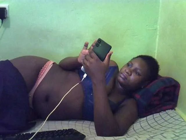 Freechat CUTE-LIZ on BongaCams