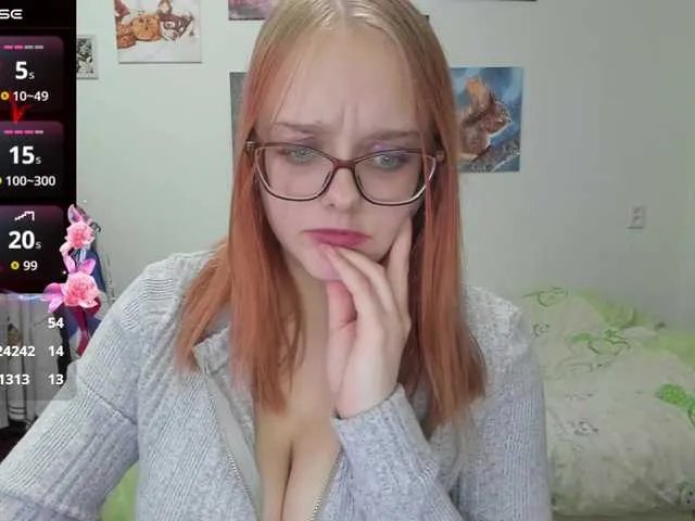 Offline Diafoxy on BongaCams