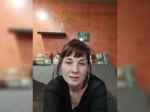 Offline DianaAhTender on BongaCams