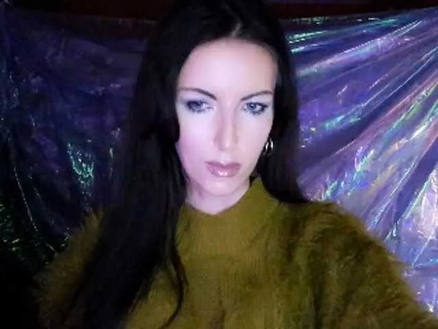 Offline DizaKitty on BongaCams