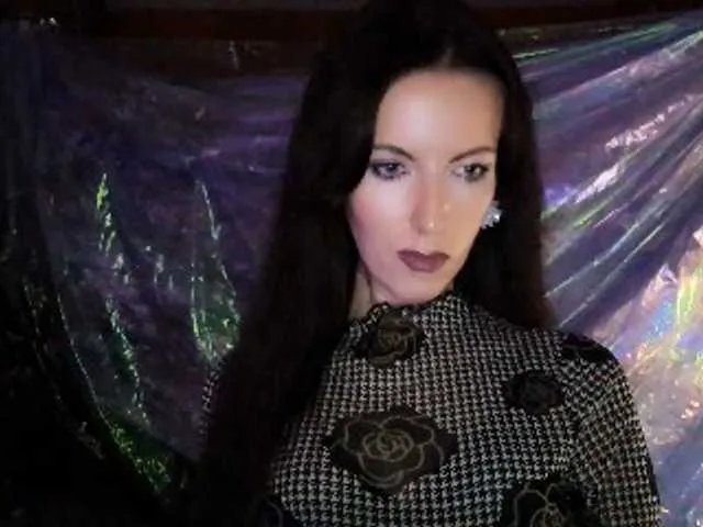 Offline DizaKitty on BongaCams