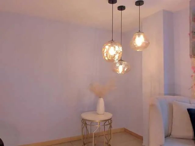 Freechat DonnaStonne on BongaCams