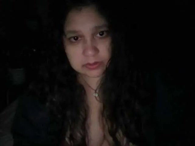 Offline DUMBHOEMELANIE on BongaCams
