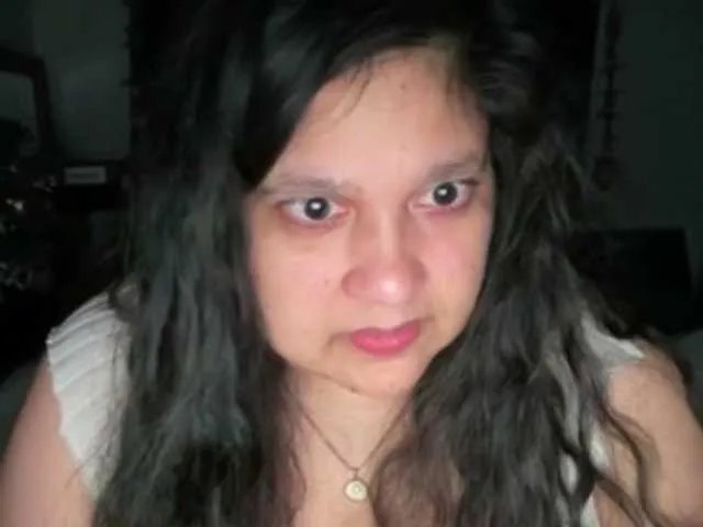 Offline DUMBHOEMELANIE on BongaCams
