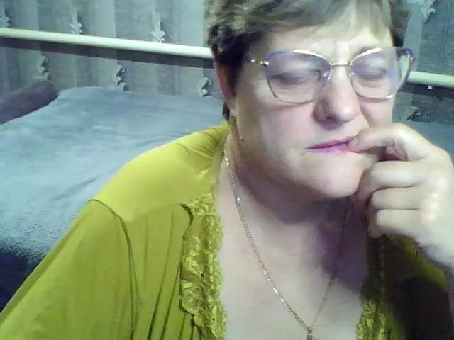 Offline ElzaJewel on BongaCams