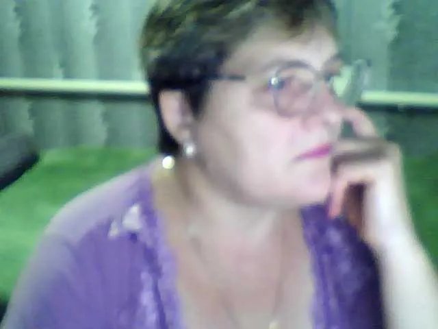 Offline ElzaJewel on BongaCams