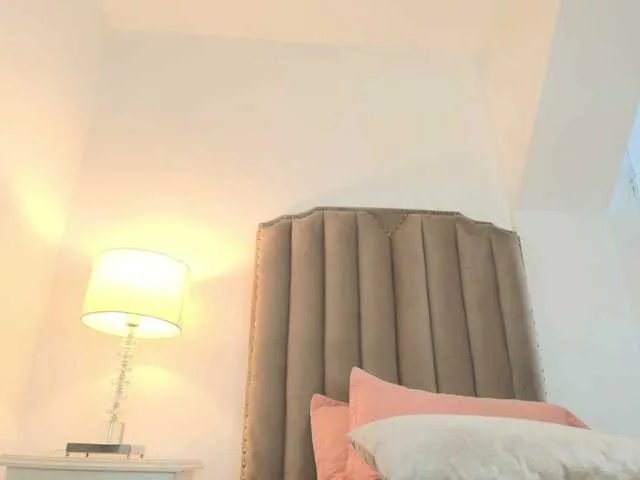 Offline Emma-Torres1 on BongaCams