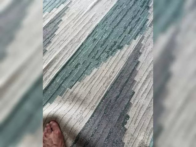 Offline emmyrouse77 on BongaCams