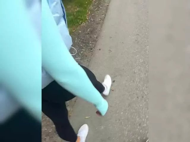 Offline emmyrouse77 on BongaCams