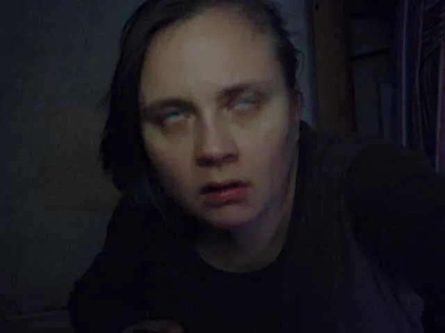 Offline esterjohns on BongaCams