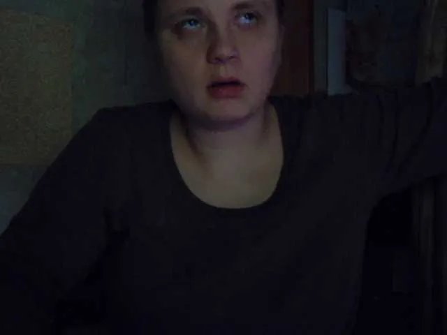 Offline esterjohns on BongaCams