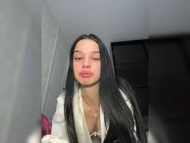 Offline EvaDesire on BongaCams