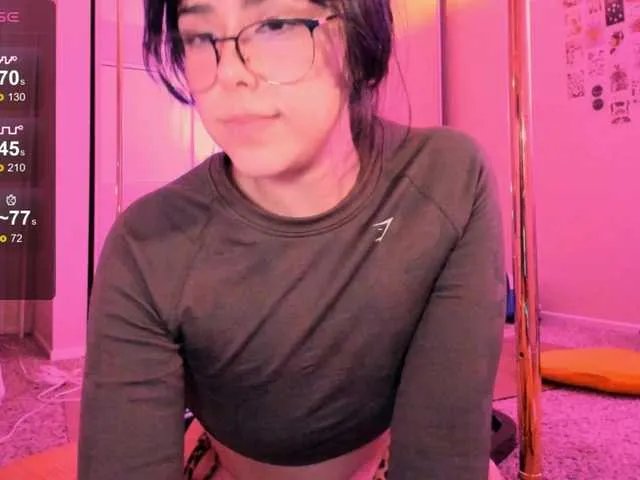 Offline EveeLuna on BongaCams