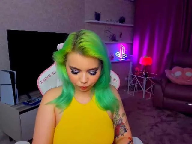 Offline FunnyVibe on BongaCams