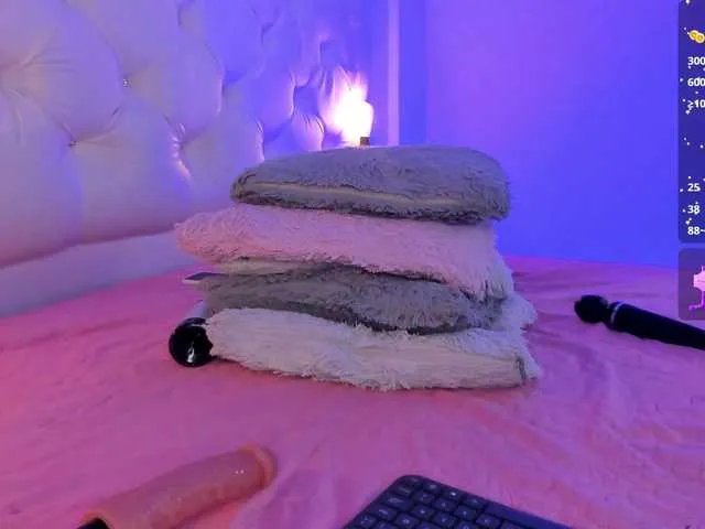 Offline Gisell-Montoy on BongaCams