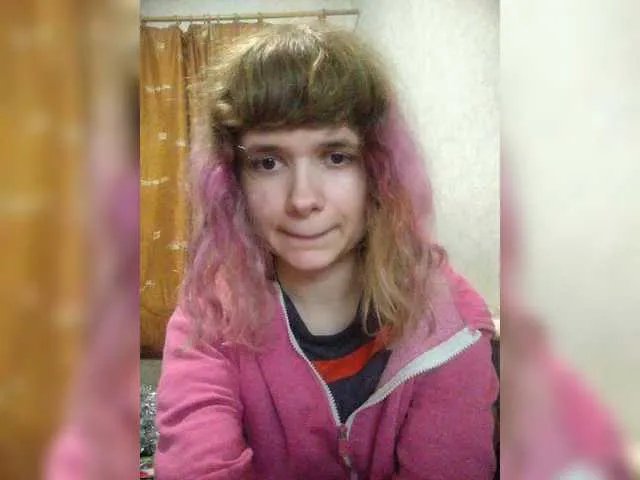 Offline GrettaCandy on BongaCams