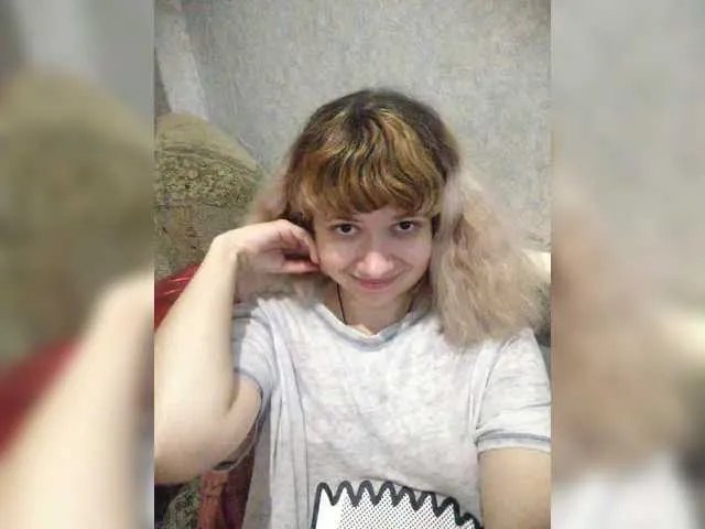 Offline GrettaCandy on BongaCams