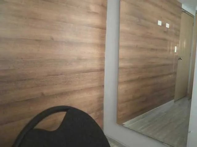 Offline GummyLuv on BongaCams