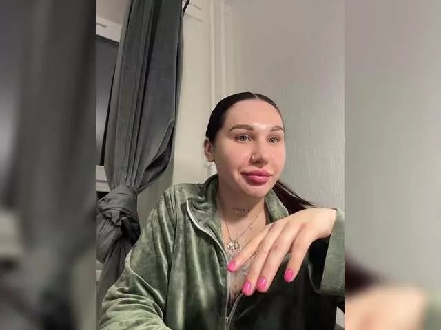 Offline HannaSveet on BongaCams