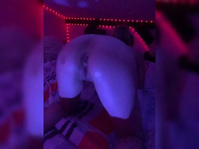 Freechat HoneyKJ on BongaCams