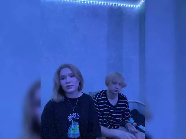 Offline HoneySavage on BongaCams