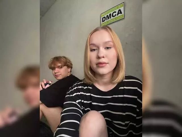 Offline HoneySavage on BongaCams