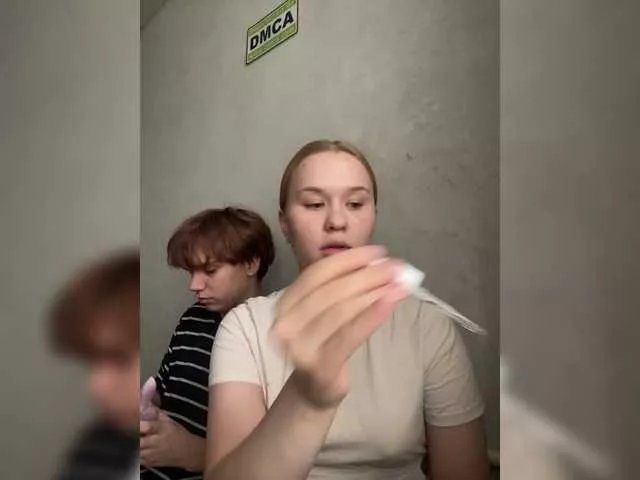 Offline HoneySavage on BongaCams