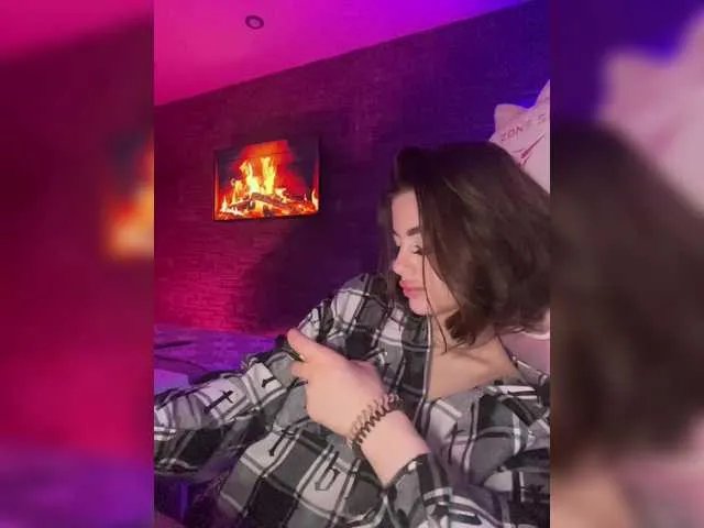 Freechat HotGirlEva on BongaCams