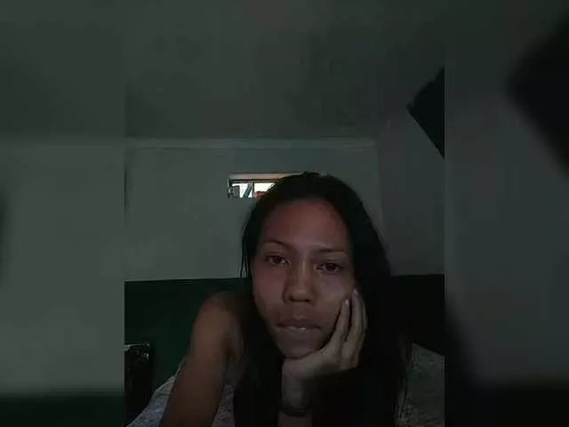 Offline HotLunah on BongaCams