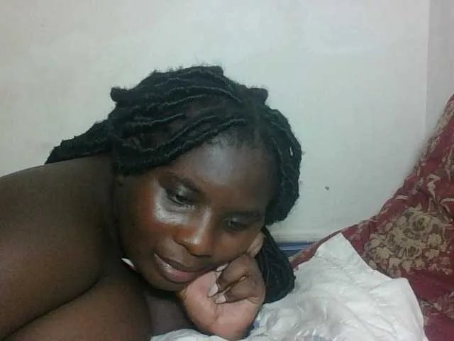 Offline Hotybobbies on BongaCams